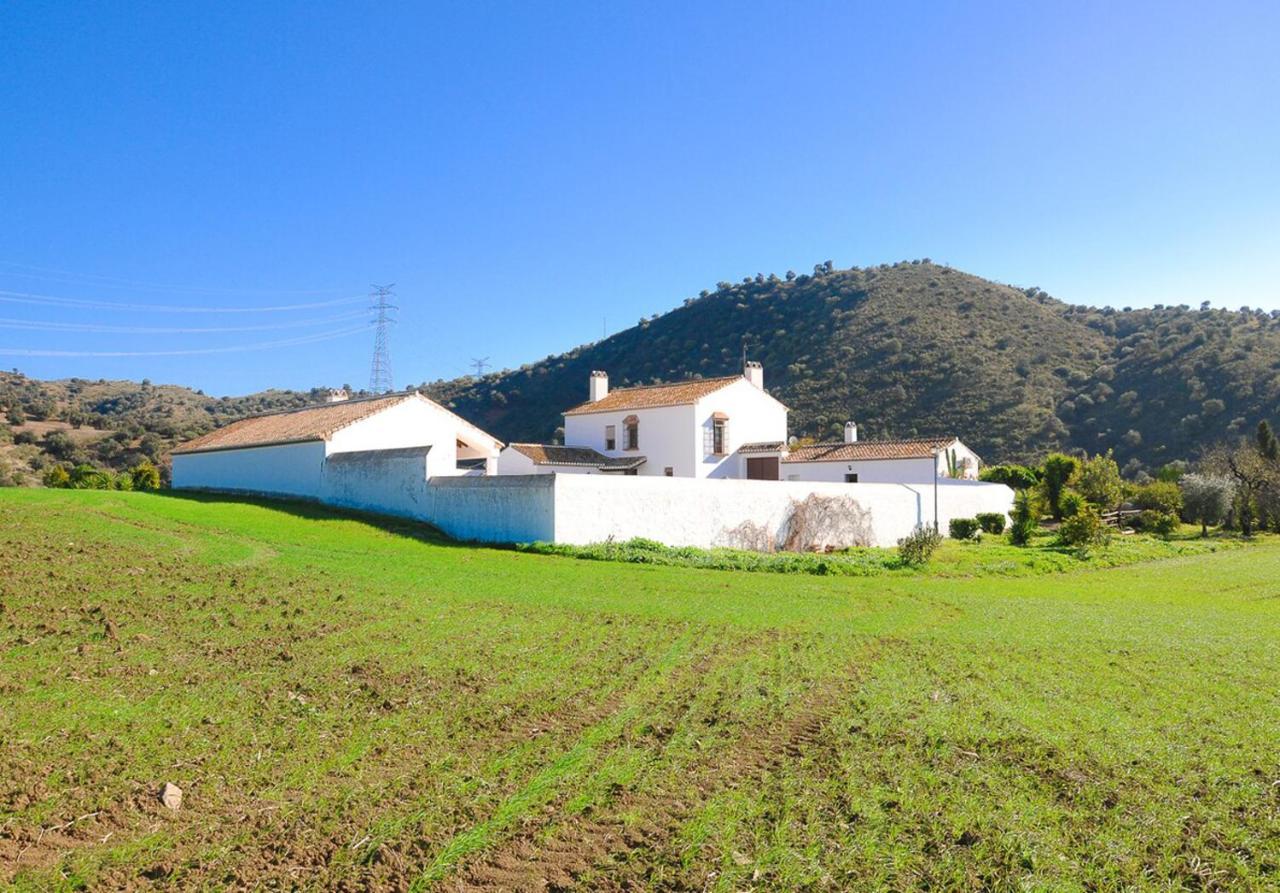 Cortijo Las Caballerias Alora Esterno foto