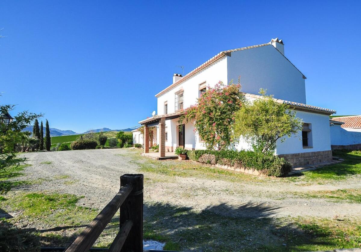 Cortijo Las Caballerias Alora Esterno foto